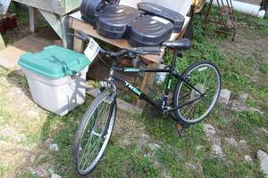 lot 434 image: Trek Antelope 800 Mens Trail Bicycle 21 Black Frame with 23 Rims