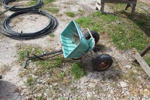 lot 448 image: Scotts Pro Turf Commercial Rotary Spreader