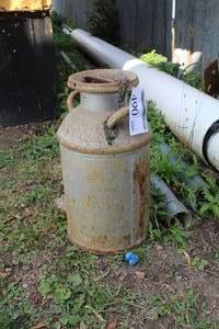 lot 490 image: Vintage Metal Milk Can