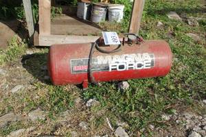 lot 493 image: Sanborn Magna Force Portable Air Tank