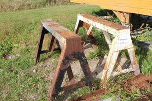 lot 449 image: Lot of (2) Heavy Duty Metal Sawhorses