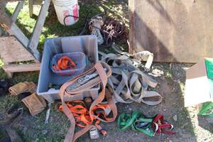 lot 559 image: Ratchet Straps, Bungee Cords, Ropes