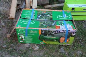lot 538 image: Scotts Classic 20 Push Mower