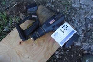 lot 624 image: Craftsman Professional 14.4V Cordless 38 DrillDriver, 14.4V Cordless Worklight