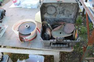 lot 628 image: Grinding Discs, Sandpaper