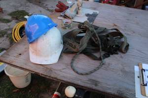 lot 649 image: Hard Hats, API Outdoors Safety Harness