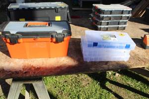 lot 640 image: Lot of (4) Parts Organizer Cases (x3), Toolbox (x1)