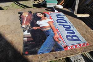 lot 607 image: Bud Dry Budweiser Metal Wall Sign
