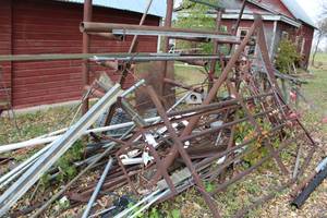 lot 731 image: Scrap Metal