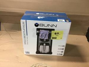 lot 61 image: CSB3T Speed Brew 10-Cup Platinum Coffee Maker by Bunn in good condition