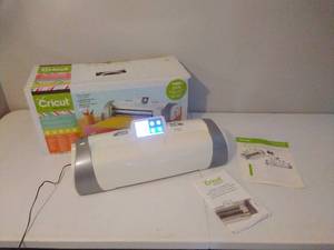 lot 70 image: Cricut Expression 2 Machine