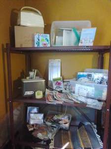 lot 73 image: Contents of Craft Shelf