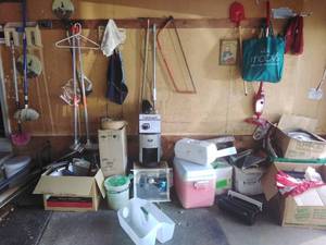 lot 92 image: Collection of Garage Items
