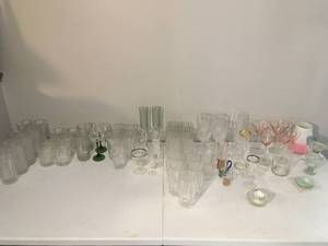 lot 13 image: Collection of Misc. Glassware