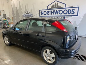 lot 2 image: 2007 Ford Focus -No Reserve-
