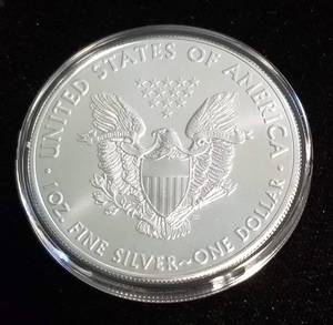 lot 07-A image: 2020 AMERICAN SILVER EAGLE 1 TROY OZ. .999 FINE SILVER IN AIRTITE