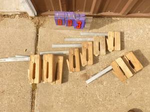 Guitar makers wood clamps. Used condition. Good shape. As shown.
