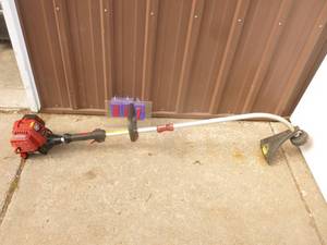 Craftsman 2 cycle weed trimmer. Lightly used. Tested & works. As shown.