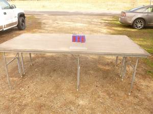 4 x 8 collapsible table.stage  As shown.