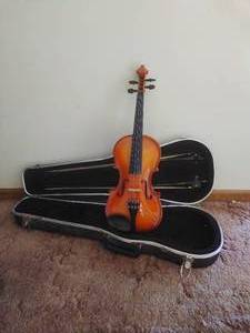 lot 145 image: Violin