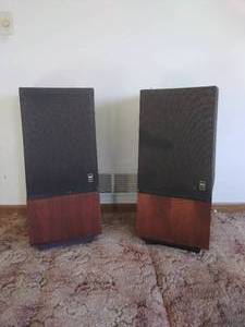 lot 151 image: Pair of Ess Speakers