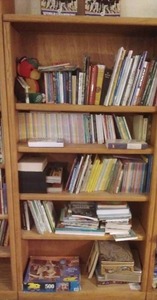 lot 163 image: Wooden Bookshelf