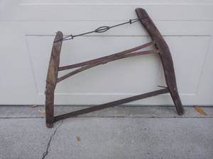 lot 89 image: Vintage Saw