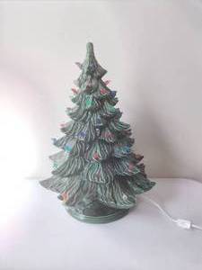 lot 101 image: Vintage Ceramic Christmas Tree