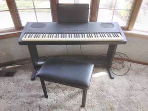 lot 107 image: Kurzweil RG 100 Digital Piano