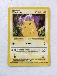 lot 6 image: 1999 Pokmon Base Set Pikachu 58102 Yellow Cheeks