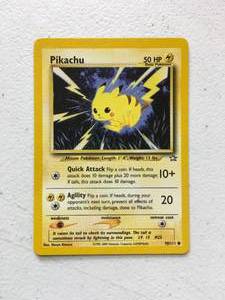 lot 13 image: 2000 Pokmon  Neo Genesis 70111.
