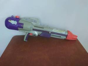 lot 62 image: Super Soaker