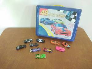 lot 59 image: Ten Matchbox Cars with Case