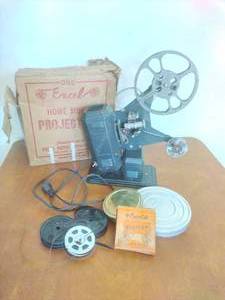 lot 175 image: Vintage Excel Projector