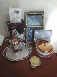 lot 189 image: Collection of Vintage Gifts