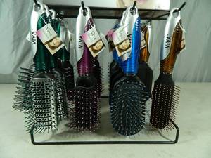 lot 14 image: 20 New Viba Hairbrushes with Metal Display