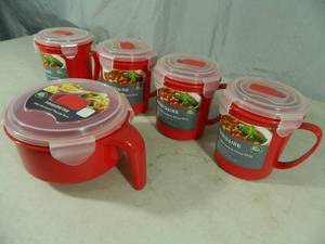 lot 50 image: 5 New Frigidaire Microwave Containers
