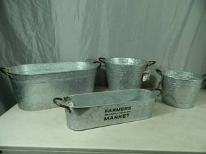 lot 54 image: New Rustic Farmhouse Galvanized Planters