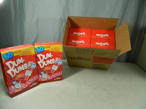 lot 119 image: 8 New Boxes of Dum Dum Suckers