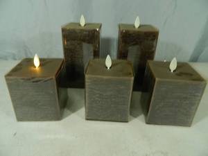 lot 136 image: 5 Luminara Flameless Pillar Candles