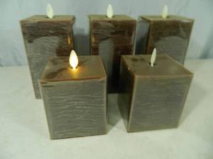 lot 138 image: 5 Luminara Flameless Pillar Candles