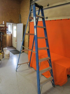Keller 8 Fiberglass Step Ladder