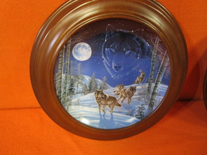 Wolf Plate Wall Hangings & Candle Holder