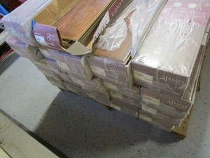 Laminate Flooring (21) Boxes