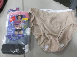 6pk of Hanes Size 8 Ribbed Briefs...