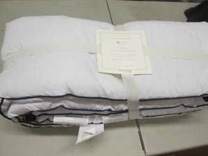 Pottery Barn Organic Pom Pom Crib B...