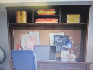 Kendall Hutch open box Assembly req...