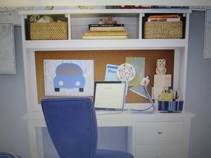 Elliot Hutch open box Assembly requ...