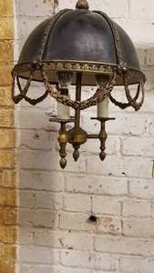lot 20 image: Antique French Domed Chandelier with 3 Lights