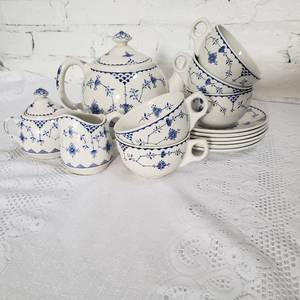 lot 92 image: Denmark Tea Set